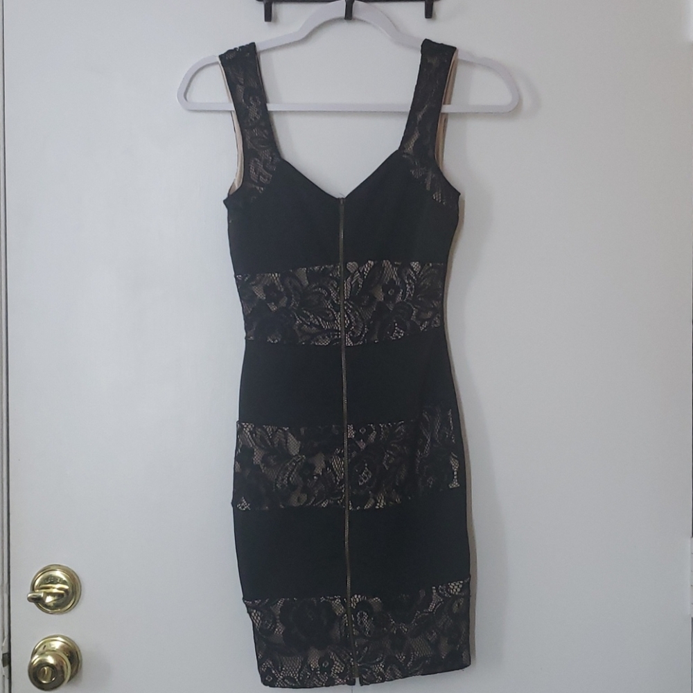 Dress - Picture 1 of 4